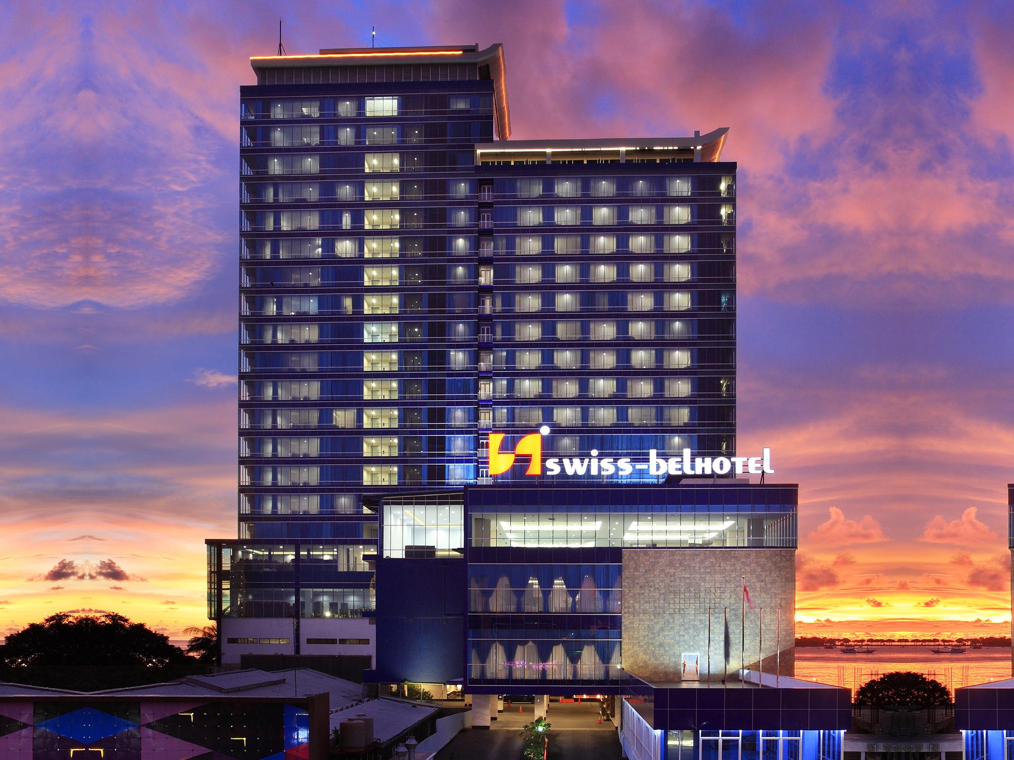 Swiss-Belhotel Makassar Exterior photo